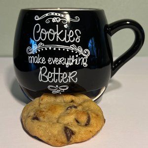 Vintage Avon COOKIES MAKE EVERYTHING BETTER Ceramic Mug ~ Built-in Cookie Holder